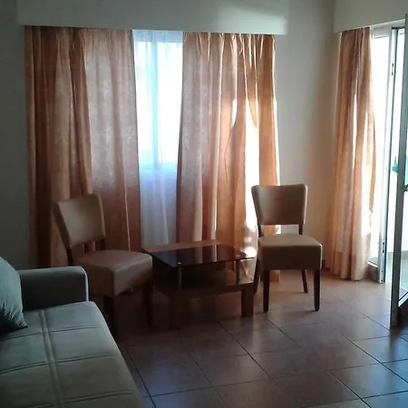 Apartamento Lordos Sea Front *